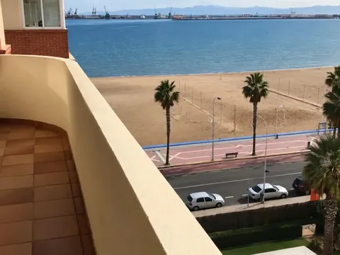 Pis de 100 m² a Melilla