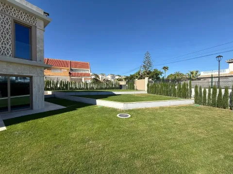 Будинок 1100 м² у Torrevieja
