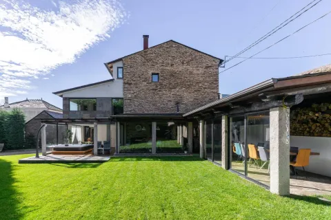 Maison 252 m² à Lugo (2/85)
