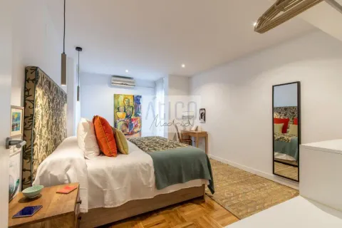 Flat 80 m² in Madrid