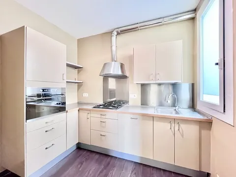 Wohnung 151 m² in Barcelona