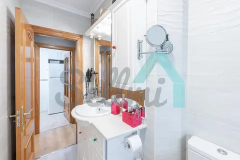 Flat 52 m² in Oviedo