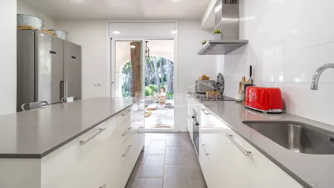 Будинок 606 м² у Palafrugell