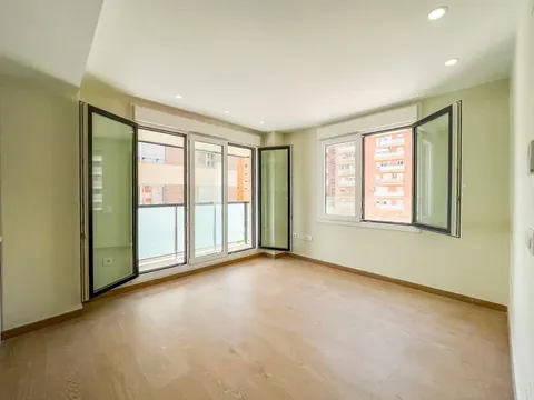 Pis de 79 m² a València