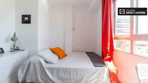 Chambre à louer, Valence