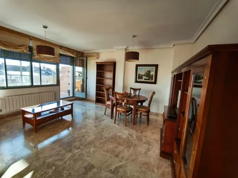 Wohnung 110 m² in Albacete
