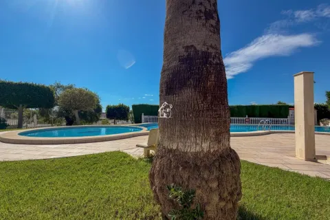 Casa de 100 m² a Oriola