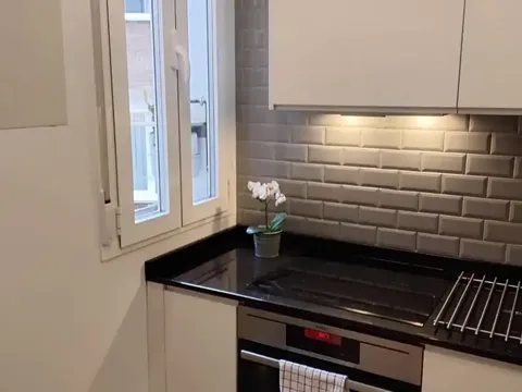 Wohnung 77 m² in Madrid