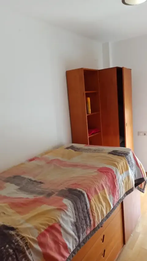 Habitación 15 m², Tarragona