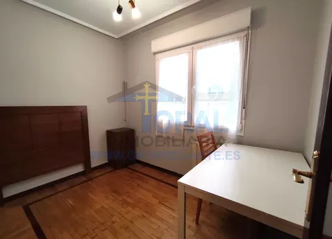 Pis de 89 m² a Gijón