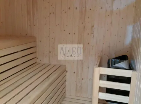 Wohnung 220 m² in Madrid