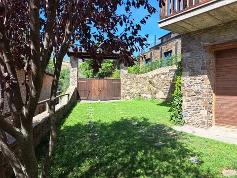 Casa de 200 m² a Ger