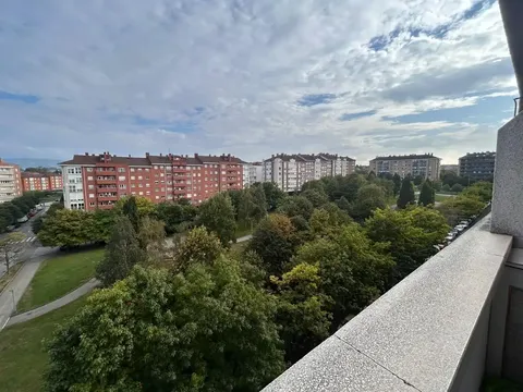 Pis de 89 m² a Gijón