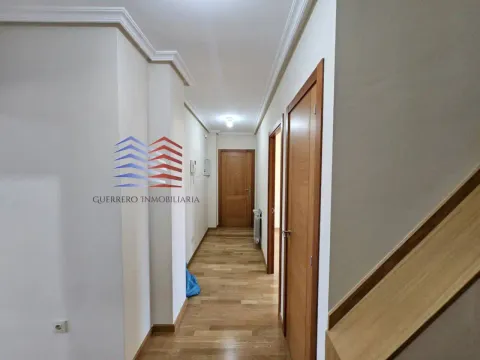 Pis de 147 m² a Ourense