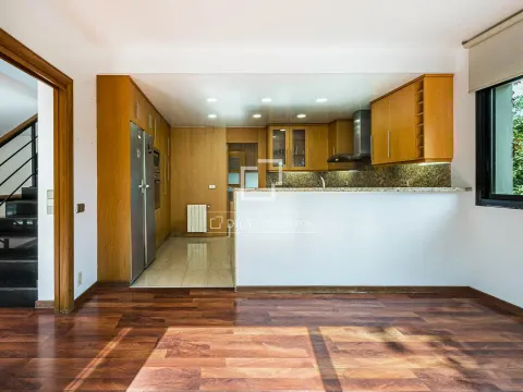 Maison 255 m² à Sant Cugat del Vallès