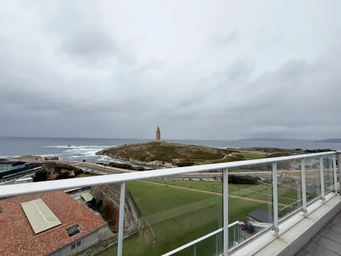 Flat 99 m² in A Coruña