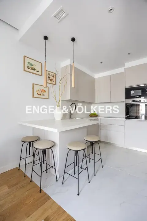 Wohnung 83 m² in Madrid