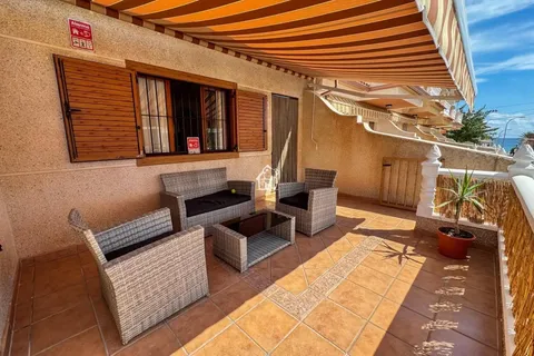 Casa de 85 m² a el Pilar de la Foradada