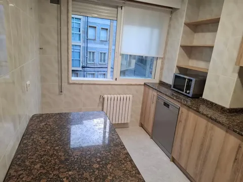 Pis de 140 m² a Ourense
