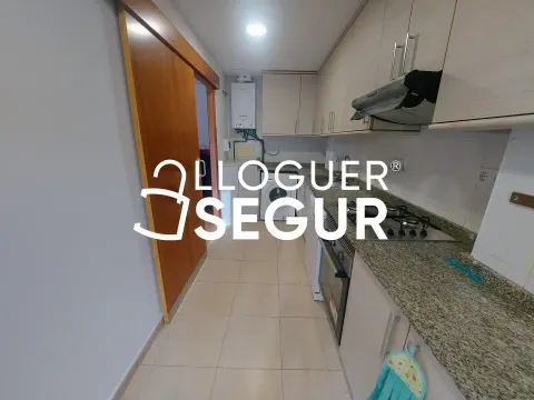 Квартира 80 м² в Барселоне
