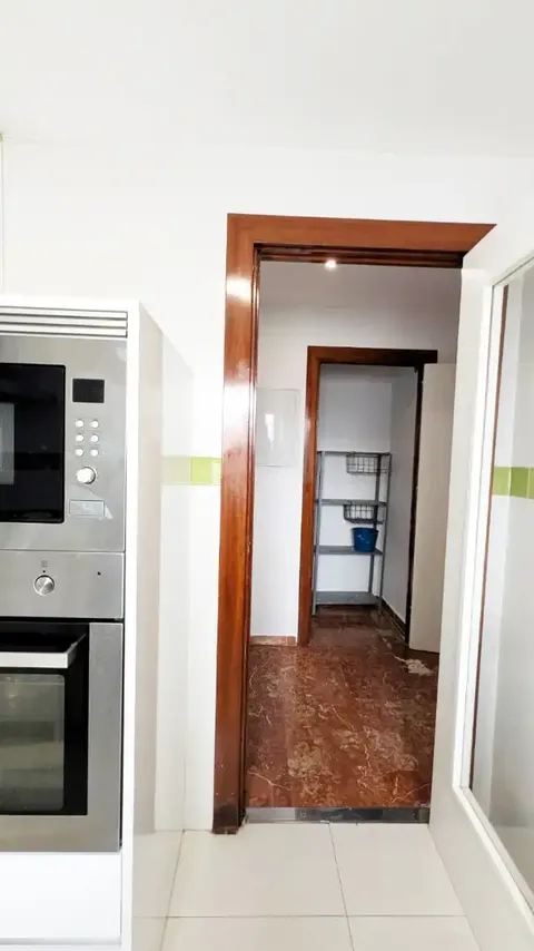 Wohnung 150 m² in Granada