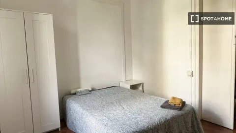 Room for rent, Barcelona