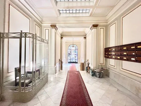 Wohnung 151 m² in Barcelona