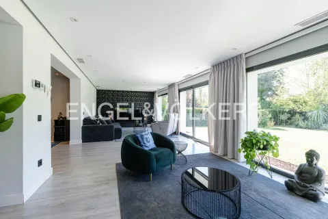 Casa 470 m² a Pozuelo de Alarcón