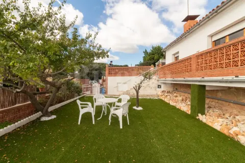 Haus 90 m² in la Torre de Claramunt