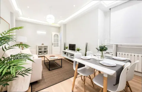 Appartement 76 m² à Séville (2/12)