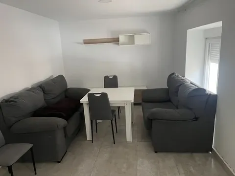 Habitació de lloguer, Brazatortas