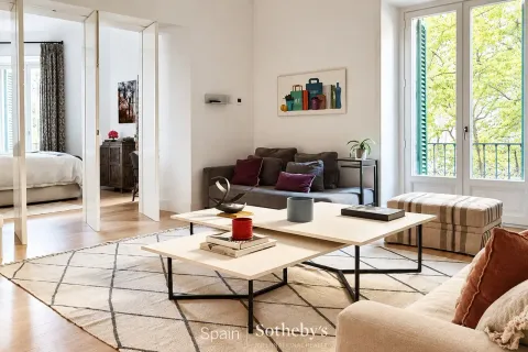 Wohnung 156 m² in Madrid