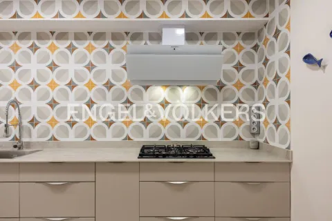 Appartamento 206 m² a Valencia