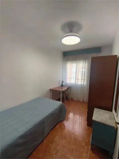 Pis de 80 m² a Còrdova