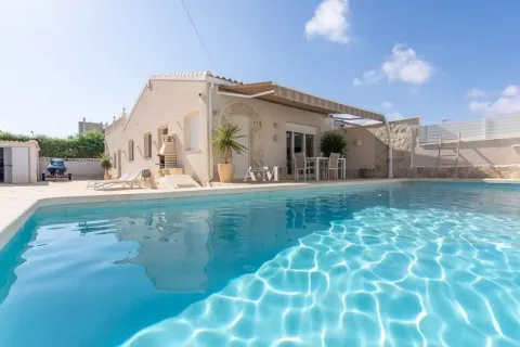 Casa de 115 m² a Torrevella (2/23)
