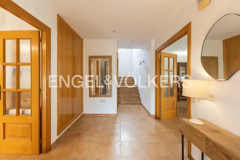 Casa de 350 m² a Petrés