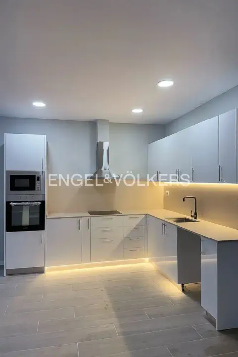 Wohnung 110 m² in Valencia