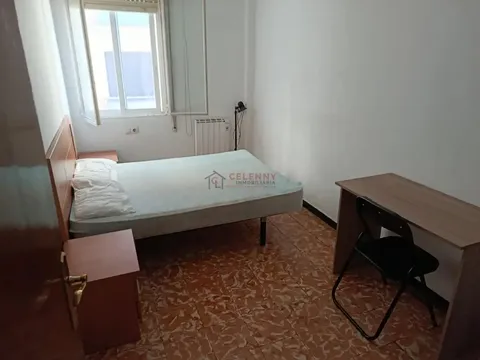 Pis de 75 m² a Ourense