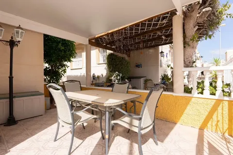 Casa de 88 m² a Rojals