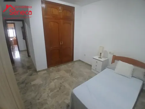 Pis de 126 m² a Còrdova