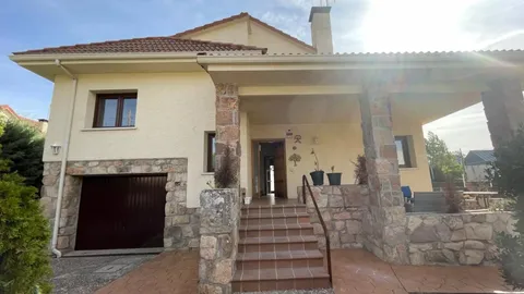 Casa de 198 m² a Becerril de la Sierra