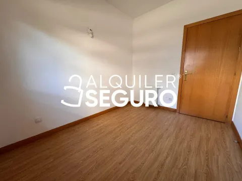 Wohnung 76 m² in Madrid