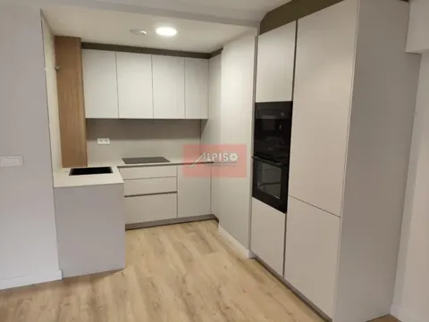 Pis de 70 m² a Ourense