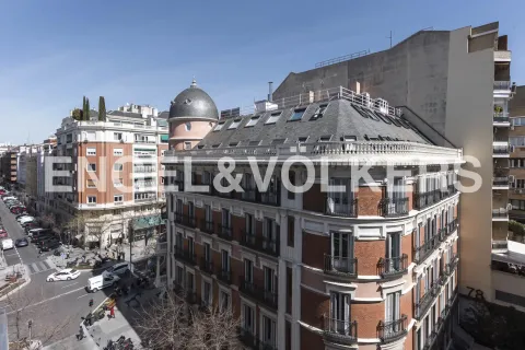 Pis de 88 m² a Madrid