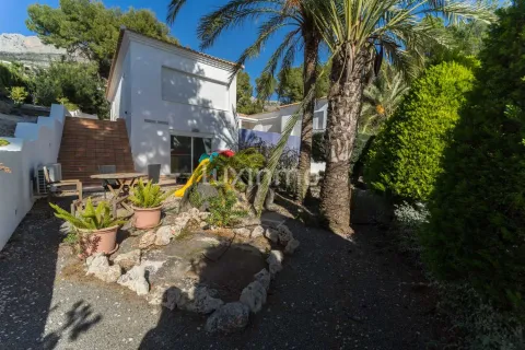 Haus 400 m² in Altea