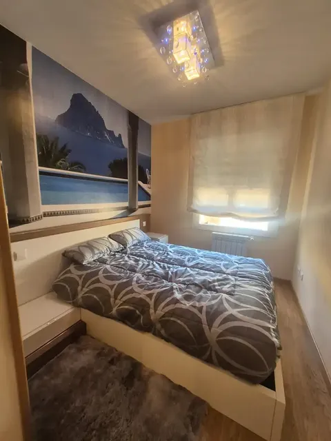Pis de 95 m² a Àvila