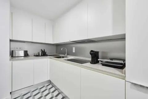 Quarto para alugar, Barcelona (3/10)