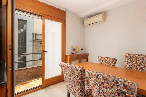 Casa 384 m² a l'Hospitalet de Llobregat