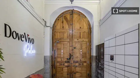 Кімната в оренду, Madrid