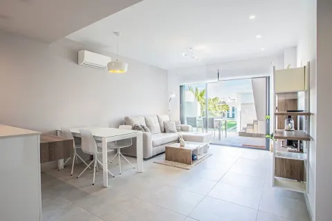 Piso de 91 m² en Guardamar del Segura (4/45)